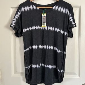 NEW GreenTea Black T-shirt Womens Medium